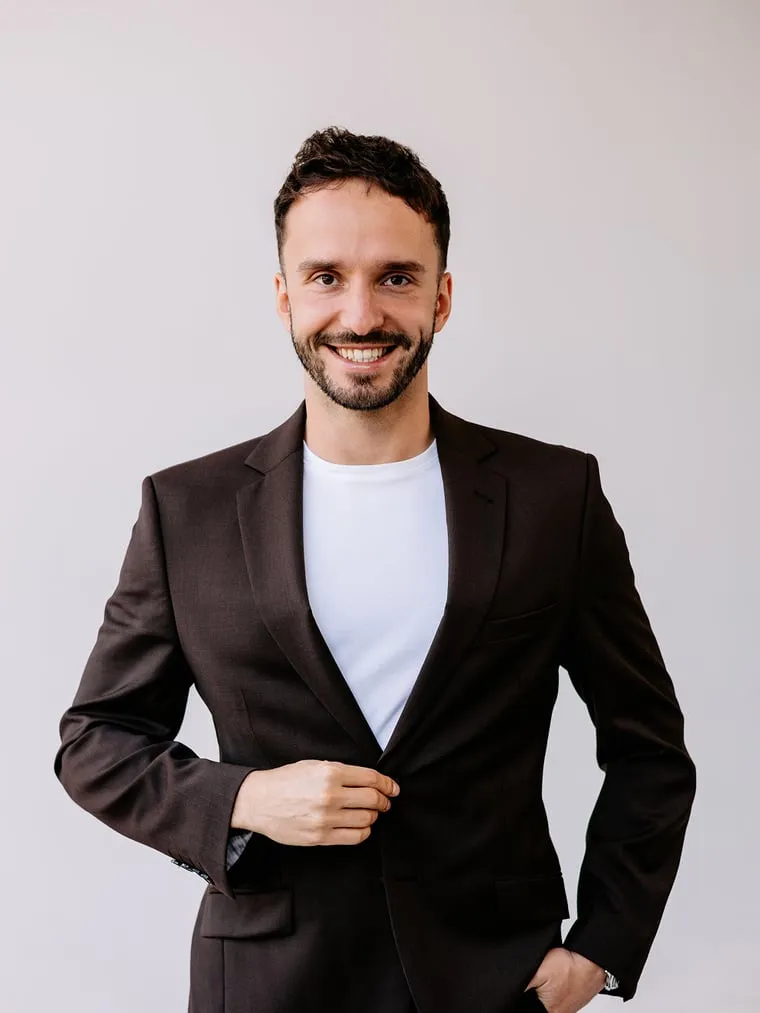 Błażej Katarzyński, founder agencji Rise360